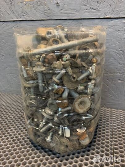 Болт развальный Porsche Panamera 970 рест cwaa