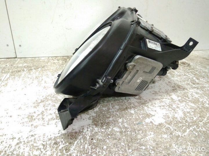 Фара передняя правая Bentley Flying Spur 4