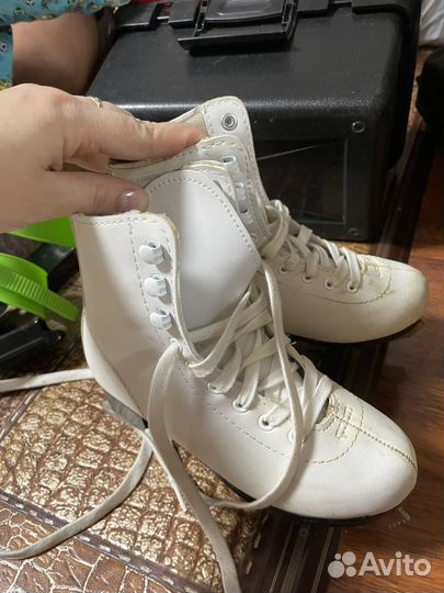 Коньки фигурные 31 32 размер