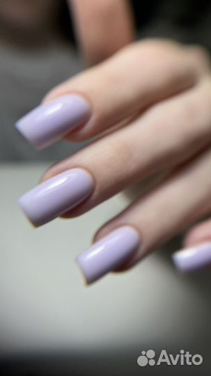 Модель на маникюр