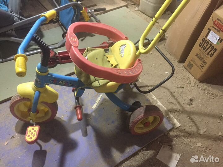 Детский трехколесный велосипед