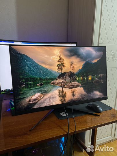 MSI G2712 170 гц игровой в идеале