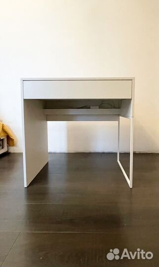 Рабочий стол 73*50 белый типа Микке Икеа
