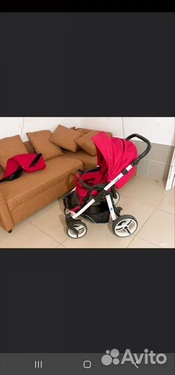 Прогулочная коляска