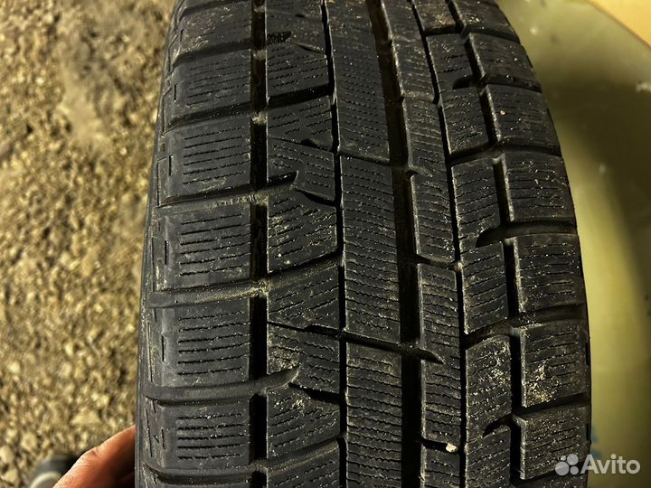 Yokohama Ice Guard Studless IG50 205/55 R16