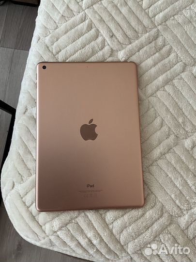 iPad 6 2018 128gb gold