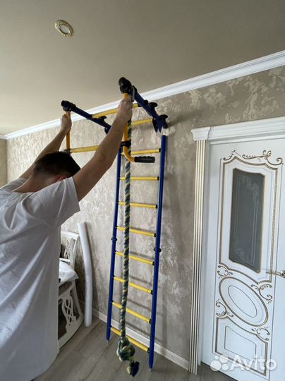 Детская спортивная шведская стенка