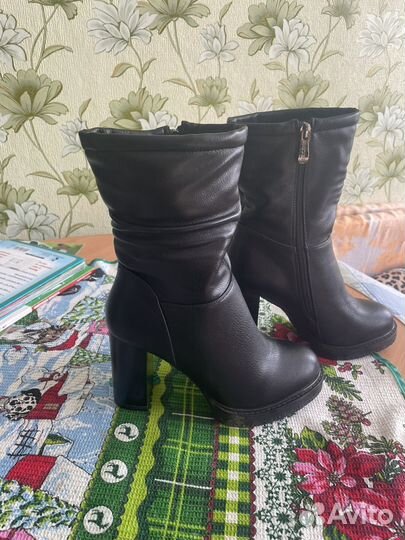 Сапоги женские