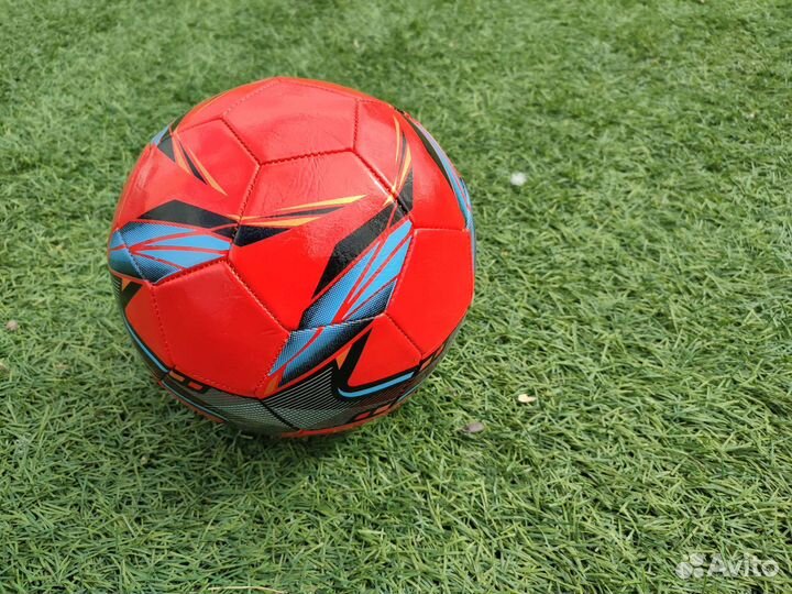 Футбольный мяч размер 5
