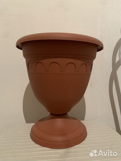 Кашпо напольное