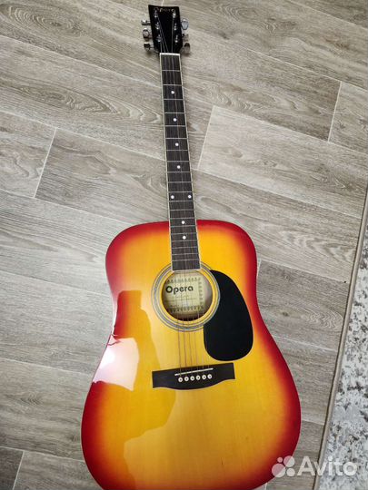 Гитара Opera