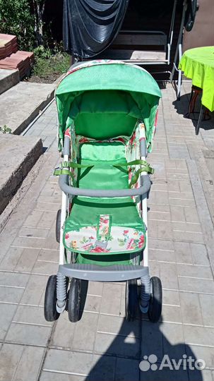 Прогулочная коляска