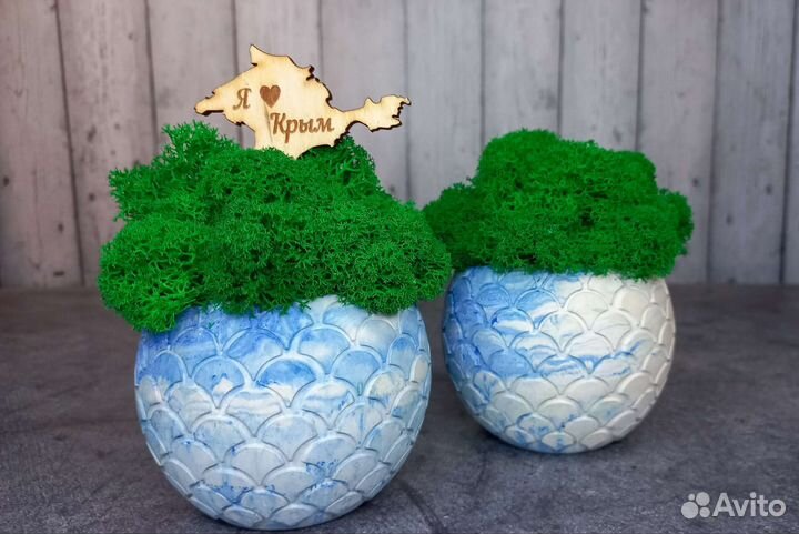 Украшение для интерьера кашпо с рельефом