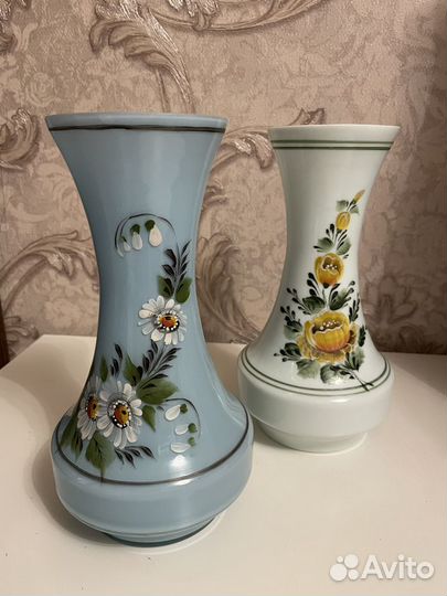 Стеклянная ваза для цветов с росписью, Красномайск