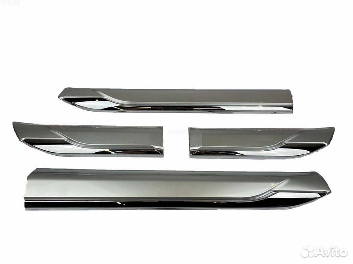 Молдинги дверей Toyota Land Cruiser 300 U6393