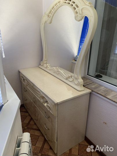 Комод с зеркалом бу