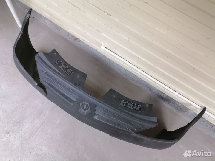 Бампер передний Renault Logan 1