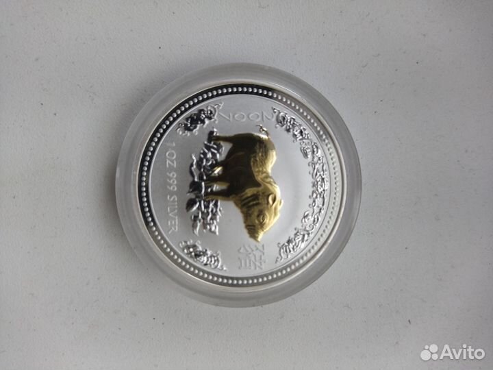 Серебряная монета лунар год свиньи Австралия 2007