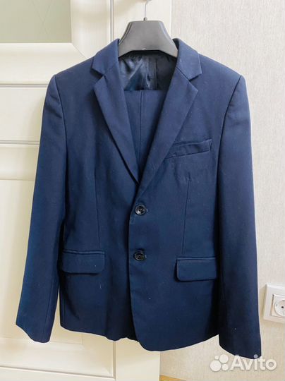 Школьный костюм