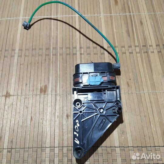 Сервопривод заслонок печки Mercedes-Benz Clk-Class