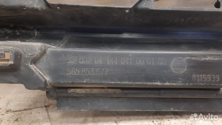 Решетка в бампер центральная Skoda Kodiaq