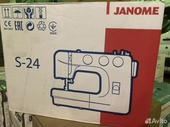 Швейная машина Janome S-24