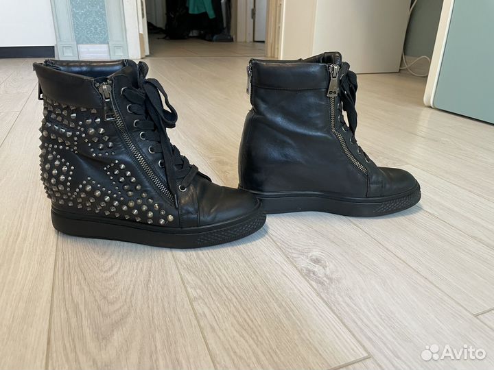 Сникерсы gianni renzi 38 размер