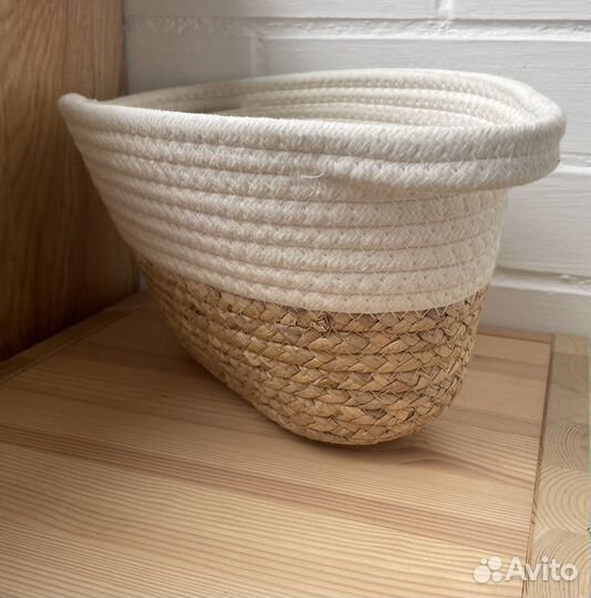 Плетеная корзина