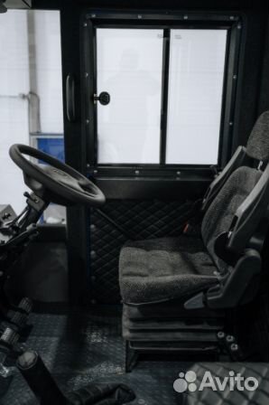 Трактор ХТЗ Т-150К, 1995