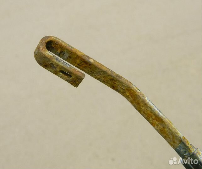 Поводок дворника задний VW Passat B3