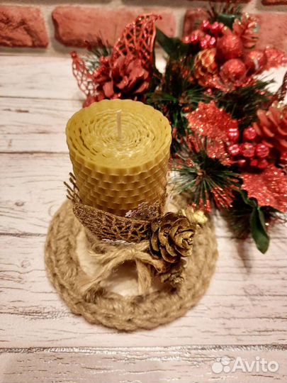 Новогодние свечи из вощины