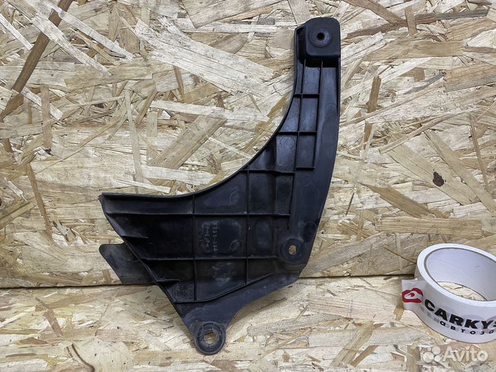 Уплотнитель колесной арки передний левый Toyota Ca