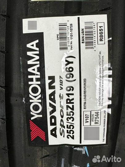 Yokohama Advan Sport V107 255/35 R19 Y