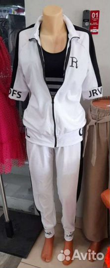 Спортивный костюм женский