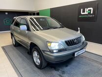 Toyota Harrier 2.4 AT, 2002, 383 400 км