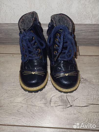 Ботинки демисезонные для девочки 23 размер