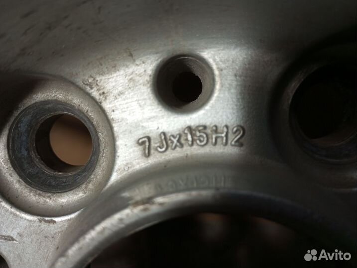 Диск литой BMW E200 на 15