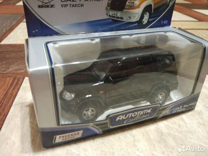 Машина УАЗ патриот моделька
