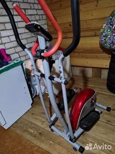 Эллиптический тренажер