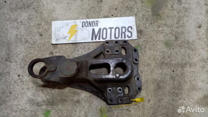 Кронштейн крепления рессоры Рено Премиум