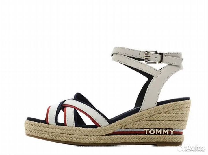 Tommy Hilfiger Босоножки 37 новые