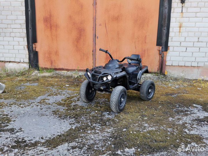 Детский квадроцикл на аккумуляторе