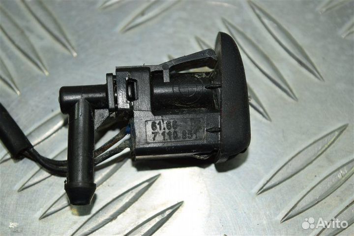 Форсунка стеклоомывателя Bmw Х3 Е83 N52B25 2007