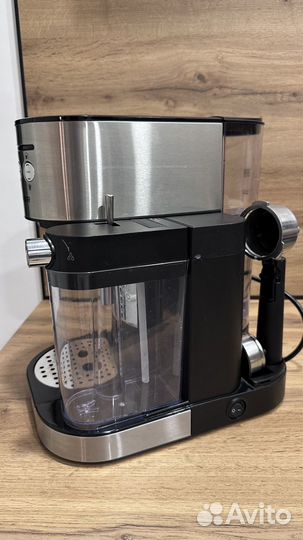 Кофеварка рожковая с капучинатором