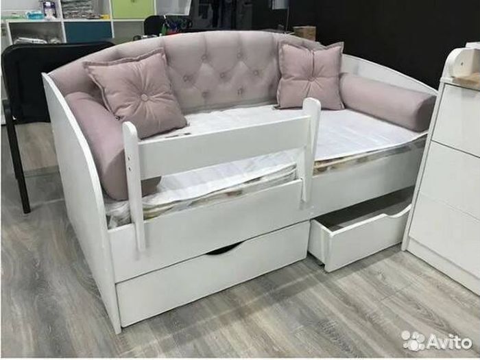 Кровать съёмный борт детская лдсп мягк спинка