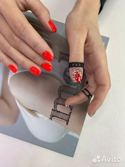 Маникюр и SMART педикюр