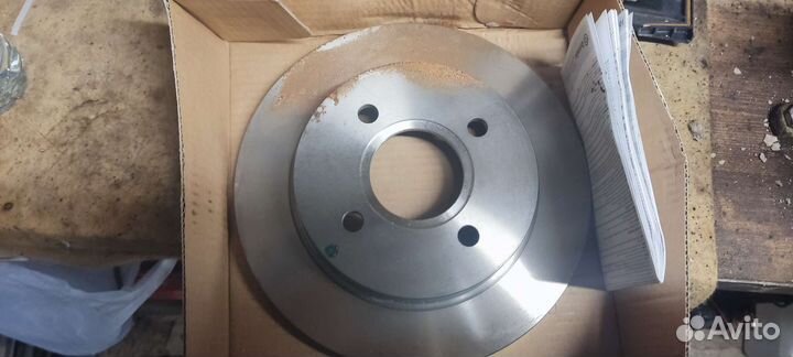 Задние тормозные диски Ford Sierra