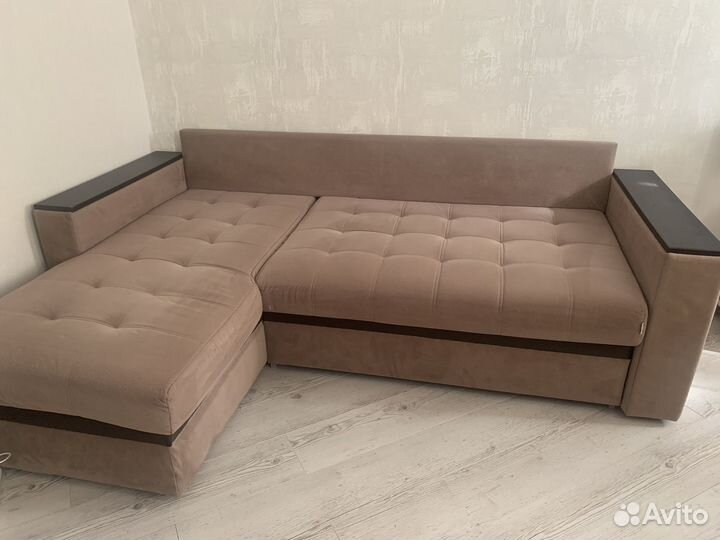 Угловой диван