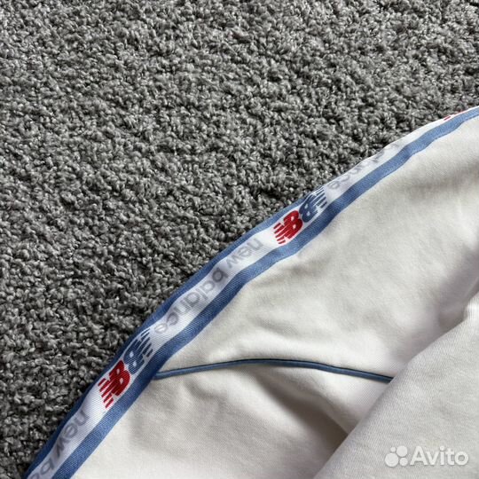 Худи new balance