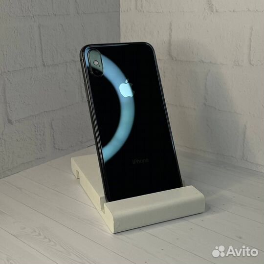 iPhone Xs, 64 ГБ